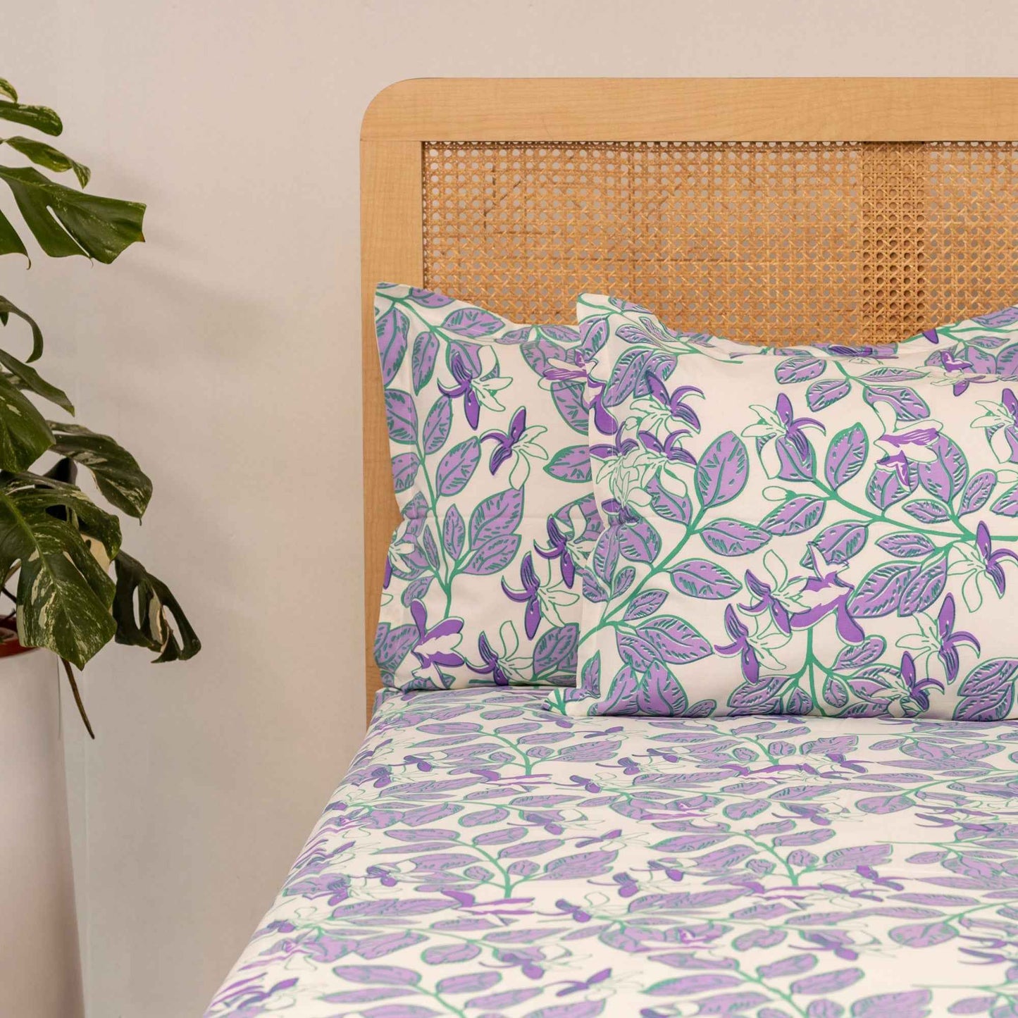 Nirali – Purple Vine Cotton Bedding Set