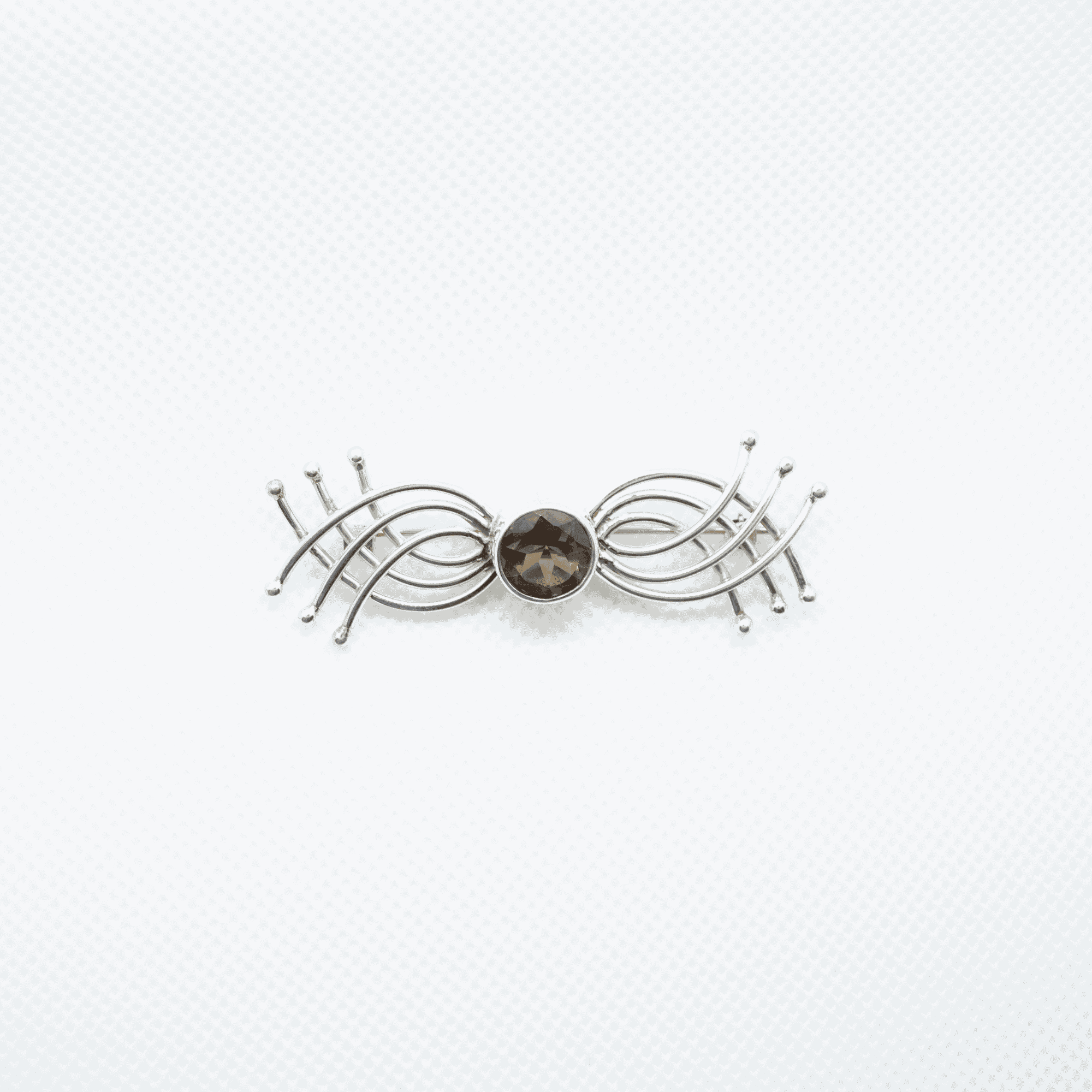 Urnāyu – Sterling Silver Brooch with Golden Topaz