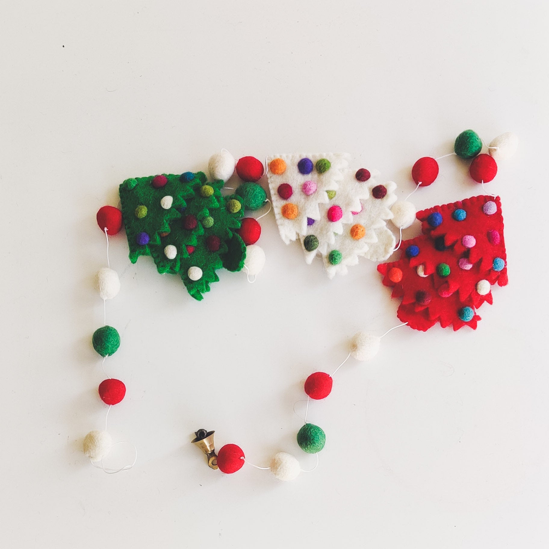 Felt Christmas Tree Hanging Decoration – Vertical Garland