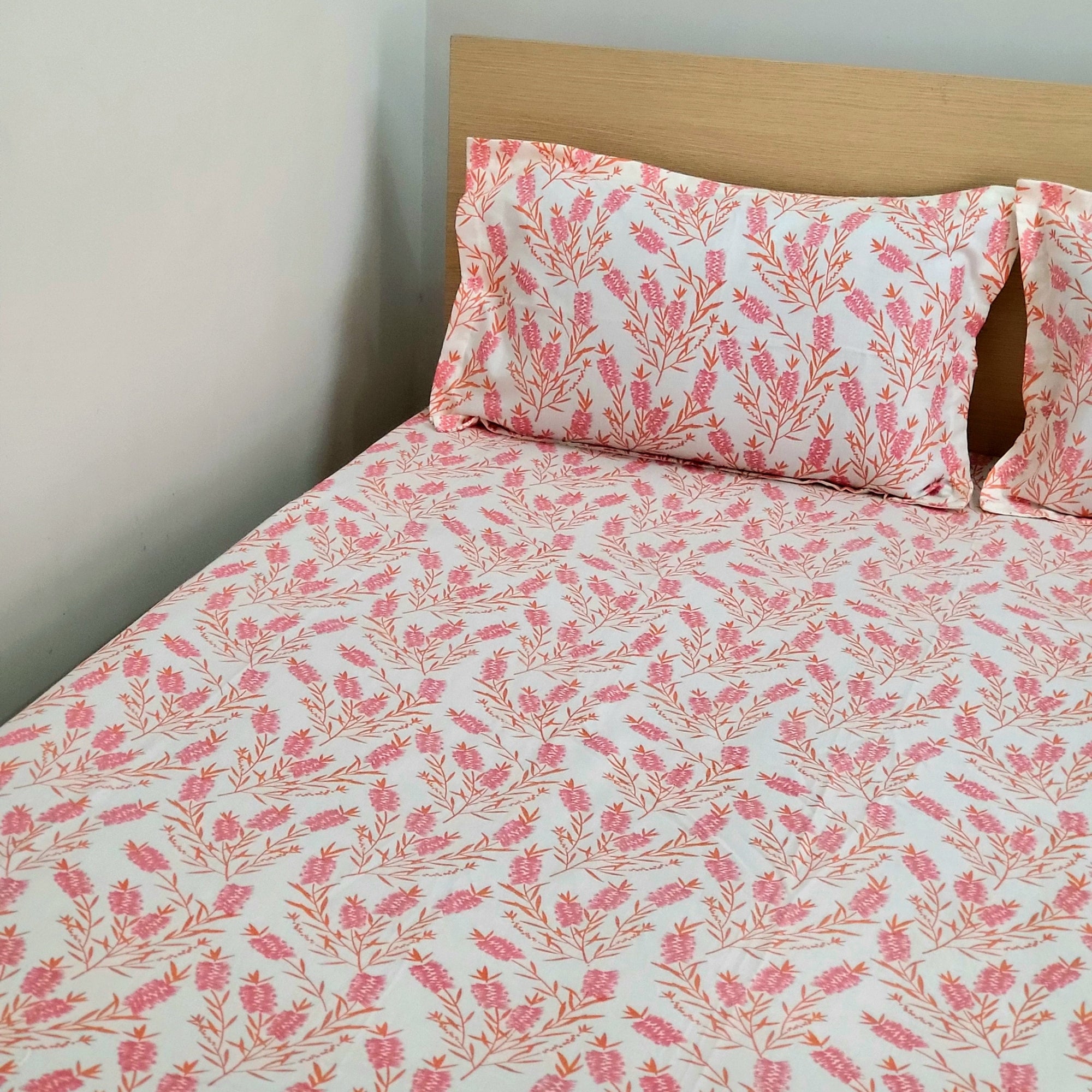 Smriti – Pink Blossom Cotton Bedding Set