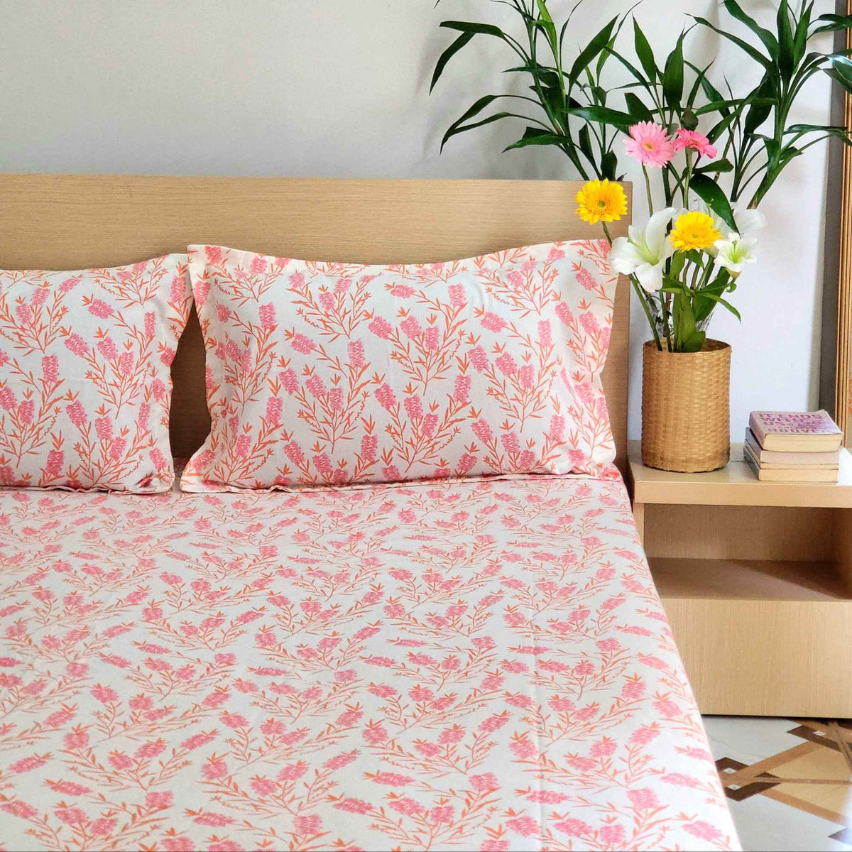 Smriti – Pink Blossom Cotton Bedding Set