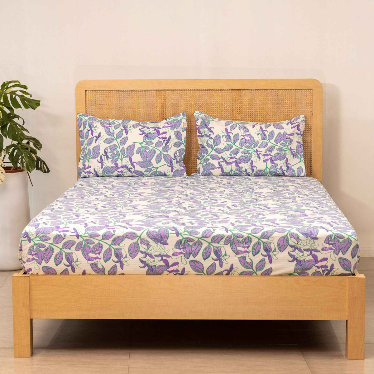 Nirali – Purple Vine Cotton Bedding Set