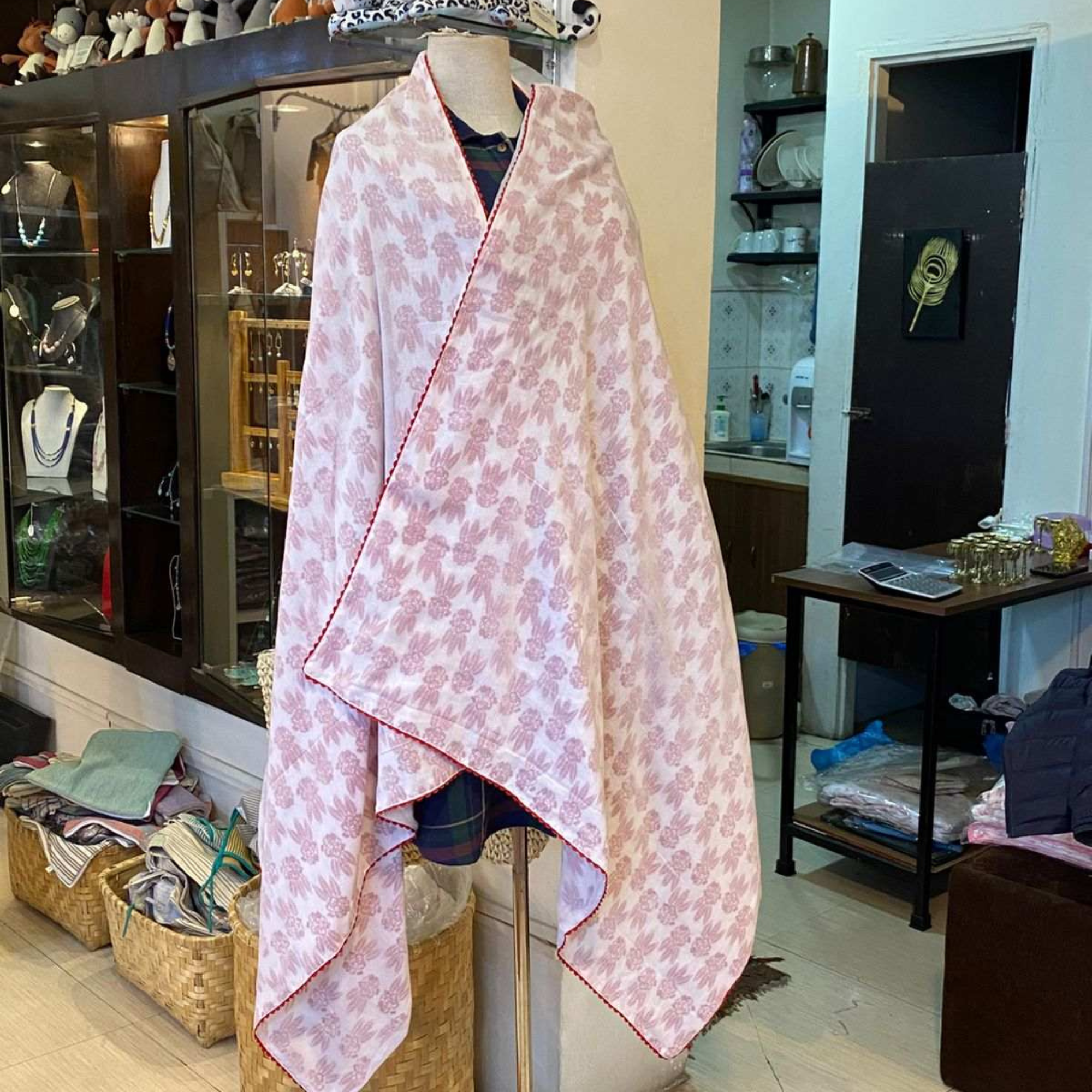 Handwoven Himalayan Malmal Shawls (Long: 80 inches X 40 inches)